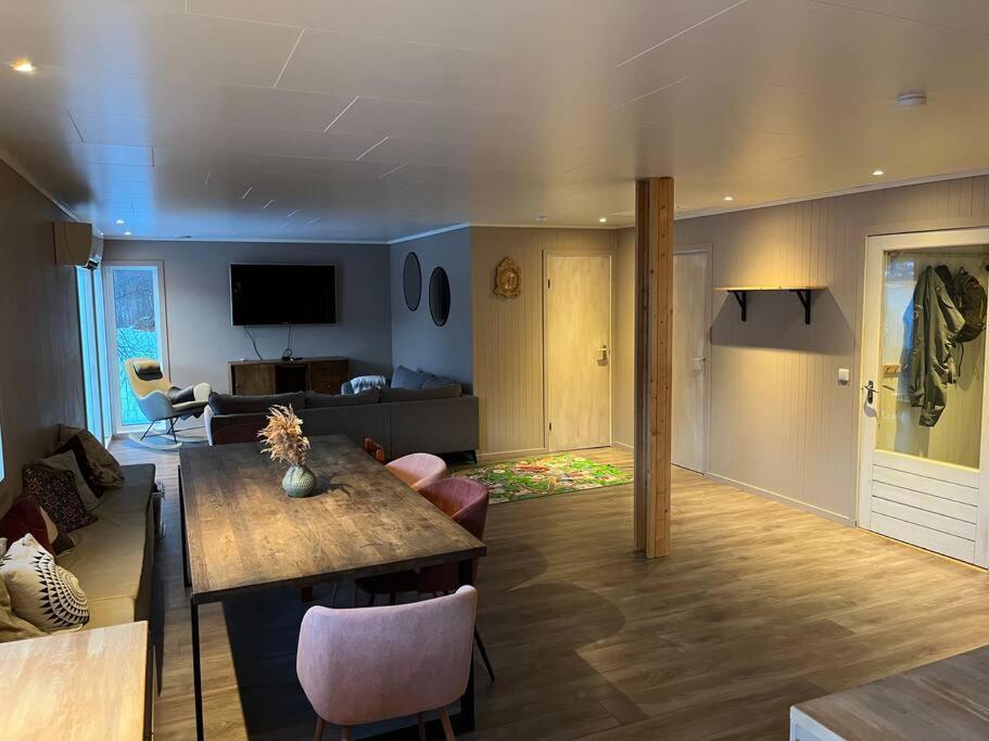 Skjomen Lodge Elvegard المظهر الخارجي الصورة